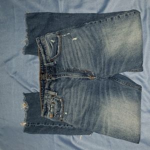 A&F JEANS SIZE 28